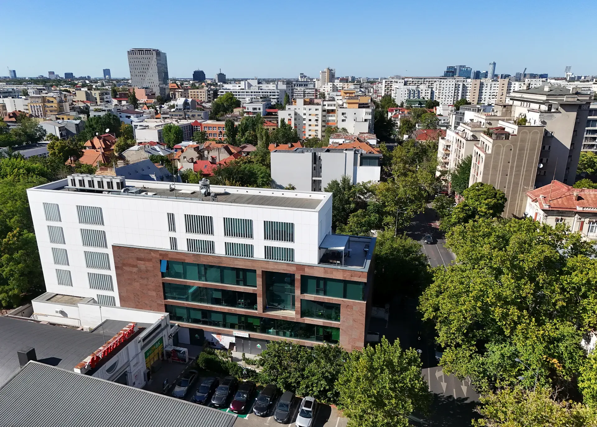 33 Central - poza drona 3.webp