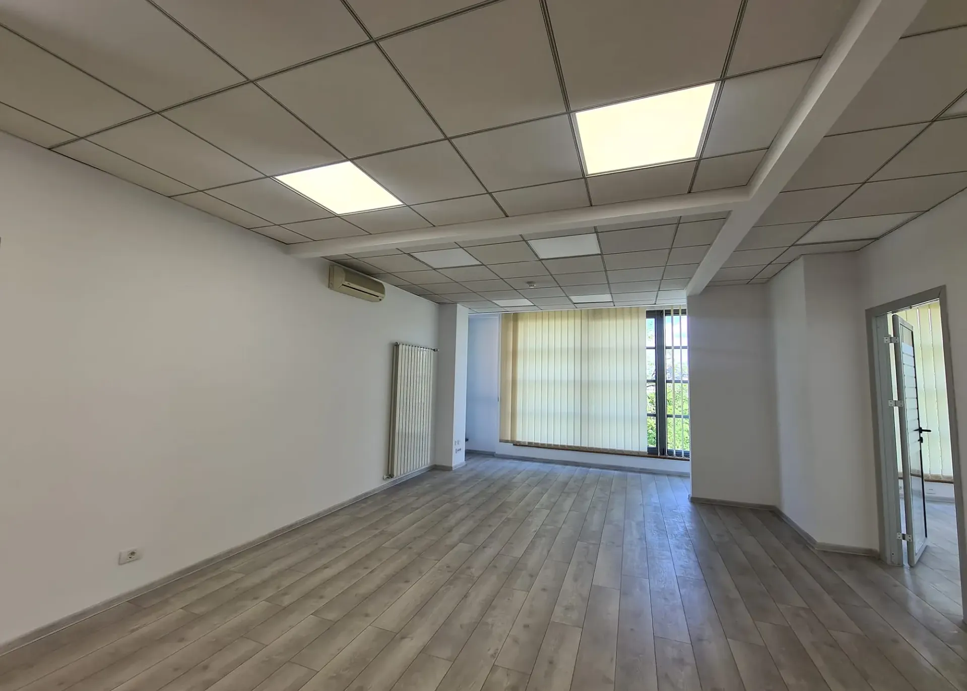 Aviatorilor 33 - et.3 - 250m2 (1).webp