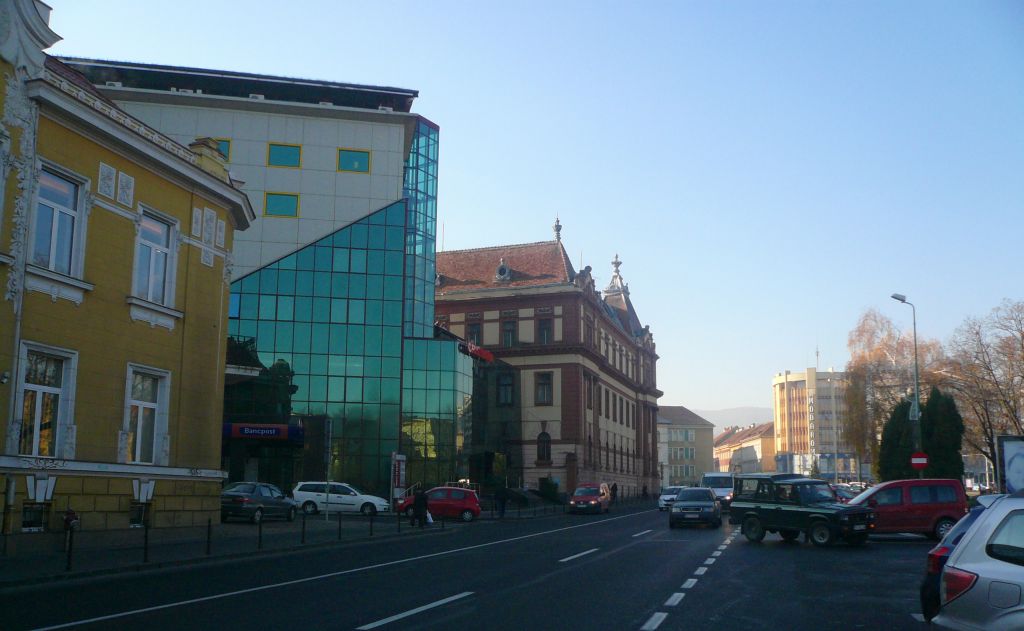 Cristiana Business Center birouri de inchiriat Brasov central imagine laterala 