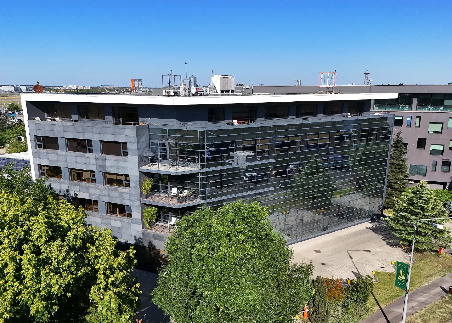 Gabrielle Center - poza drona 2.webp