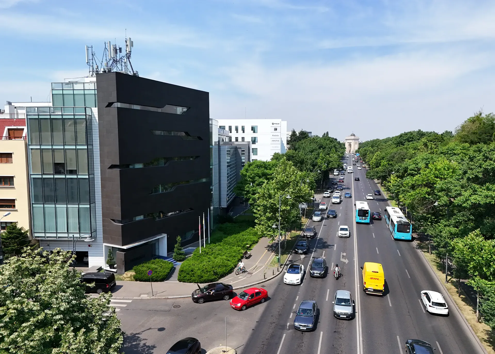 Monolit Square - poza drona 3.webp