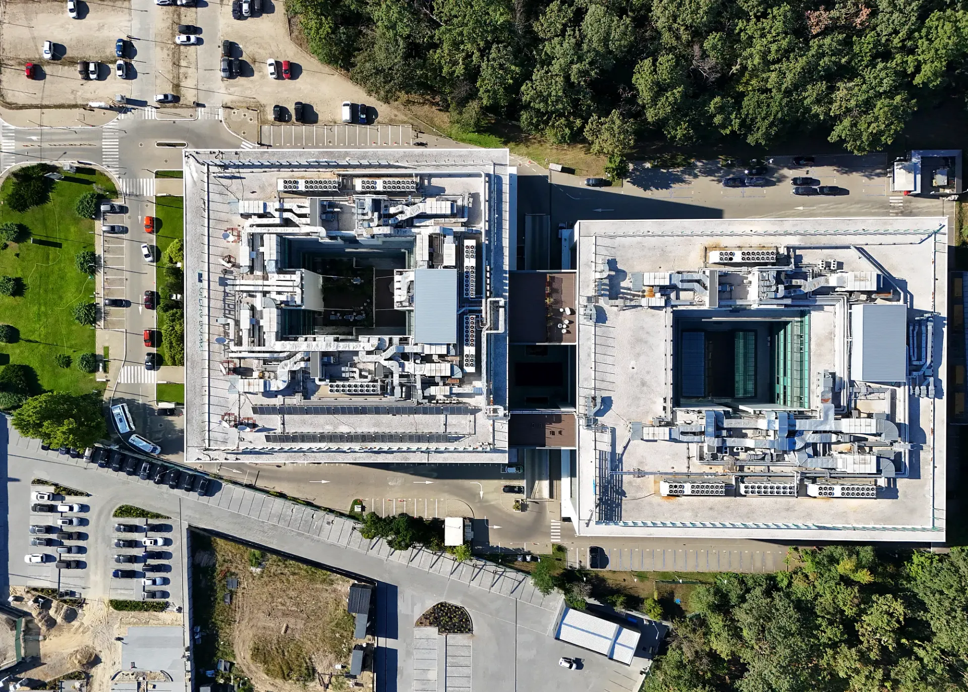 Platinum BCC - poza drona 6.webp