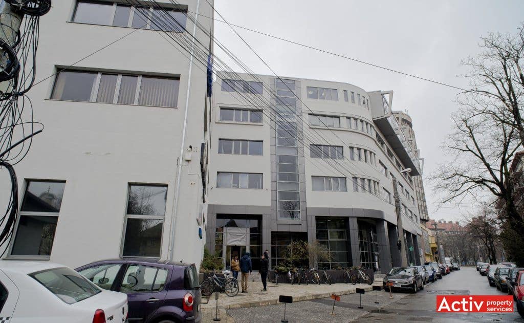 Romcapital Center inchiriere spatii de birouri Timisoara central poza intrare cladire