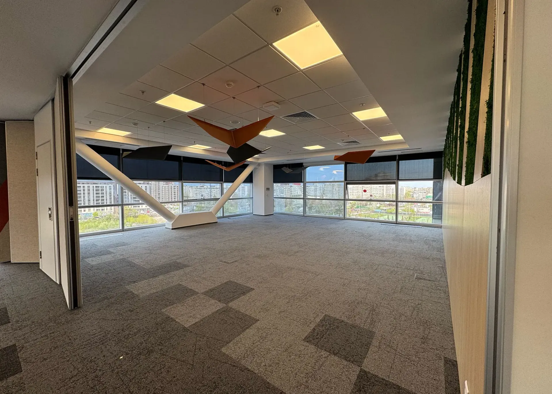 Anchor Plaza - poze interior (2).webp