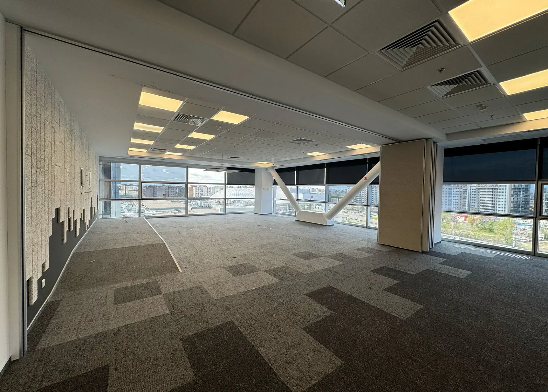 Anchor Plaza - poze interior (3).webp