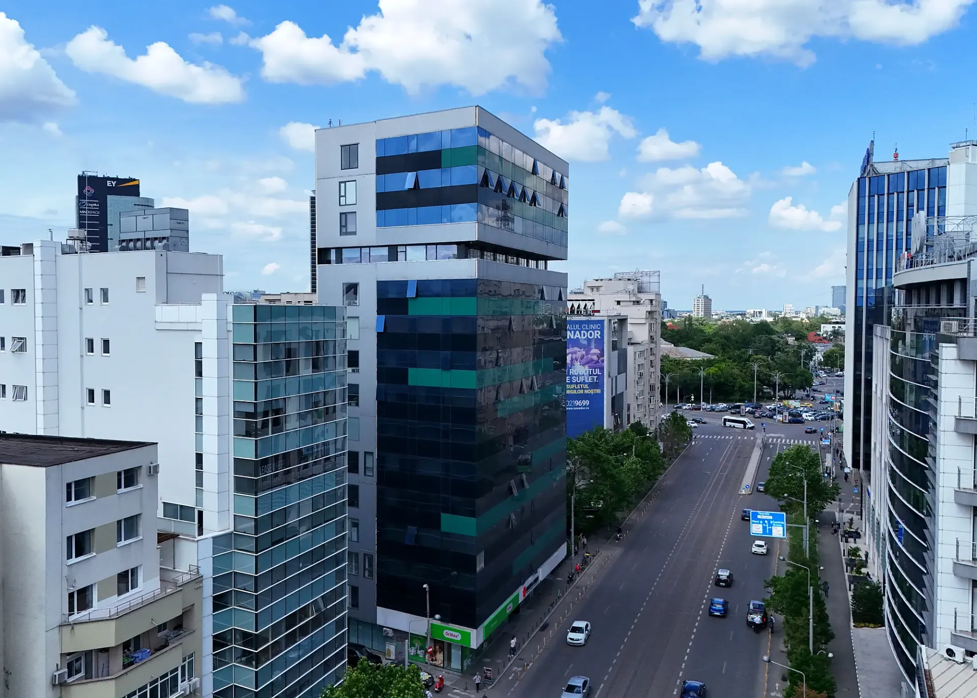 Cube Victoriei - poza drona 2.webp