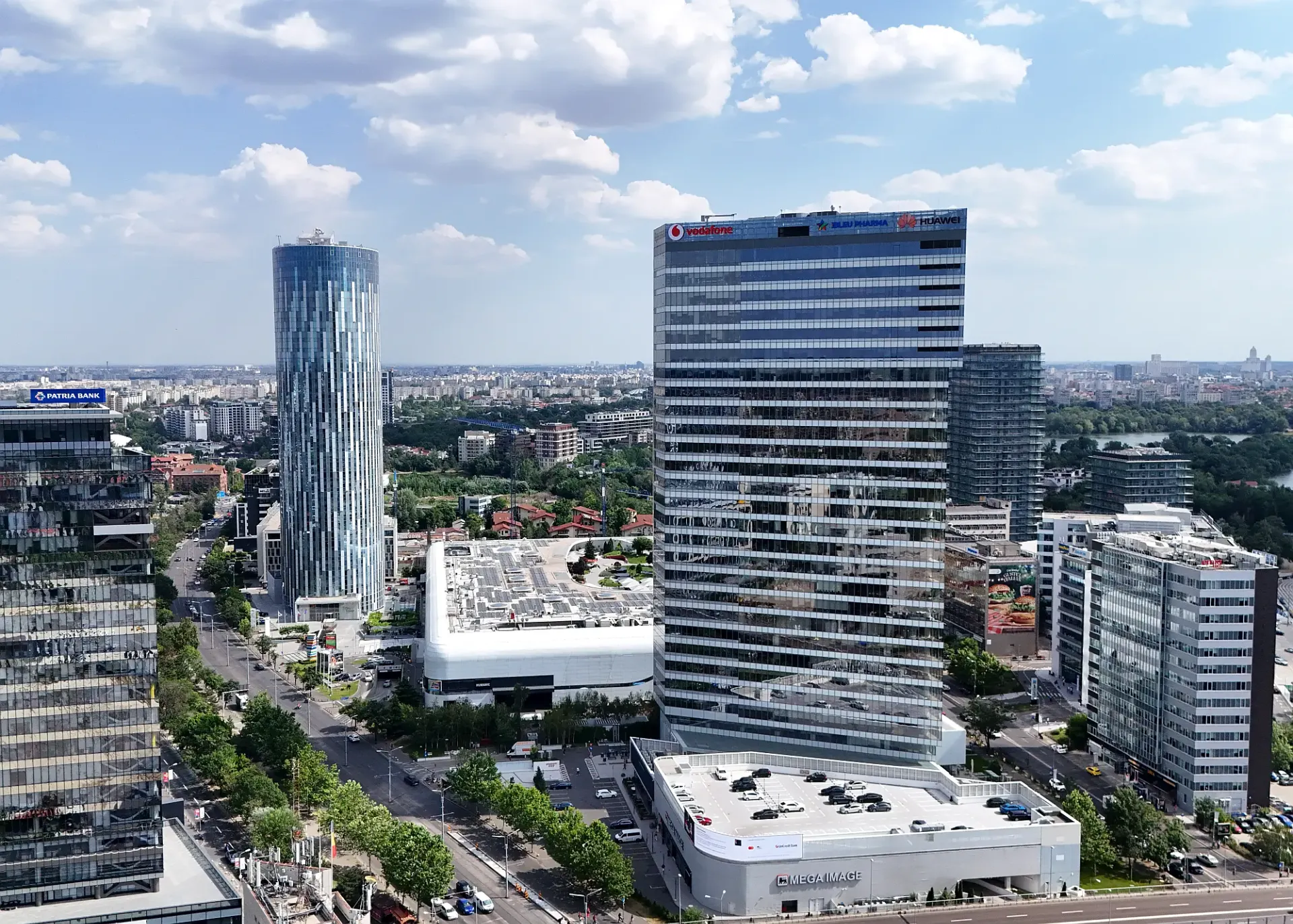 Globalworth Tower - poza drona 3.webp