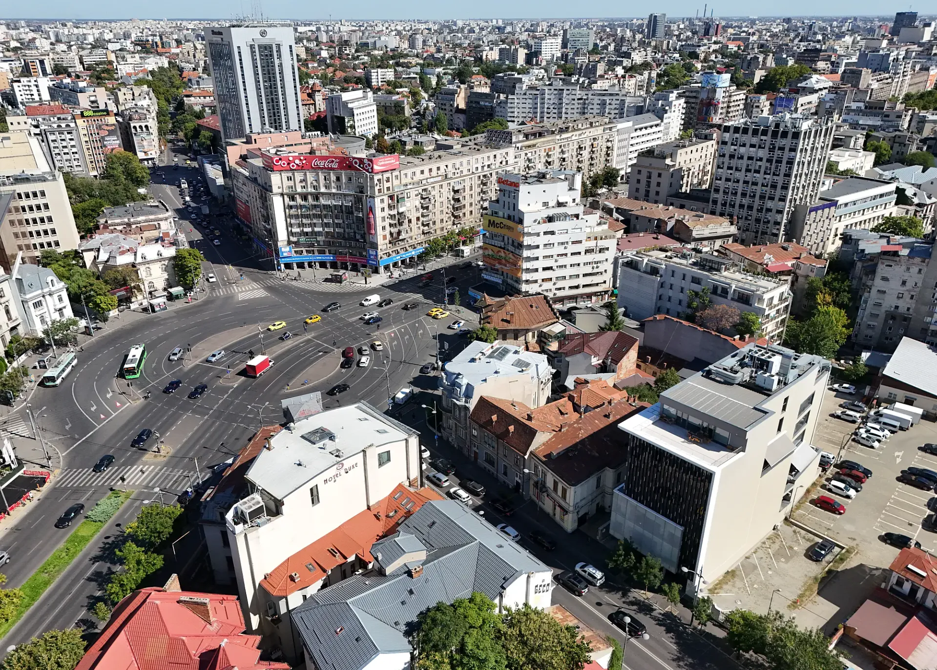 Romana offices - poza drona 5.webp