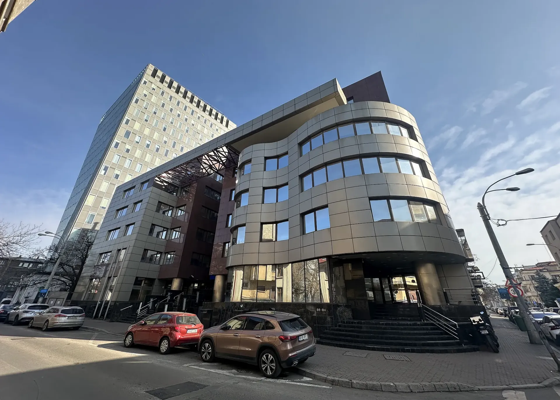 Caderea Bastiliei 80-84 - poza 6.webp