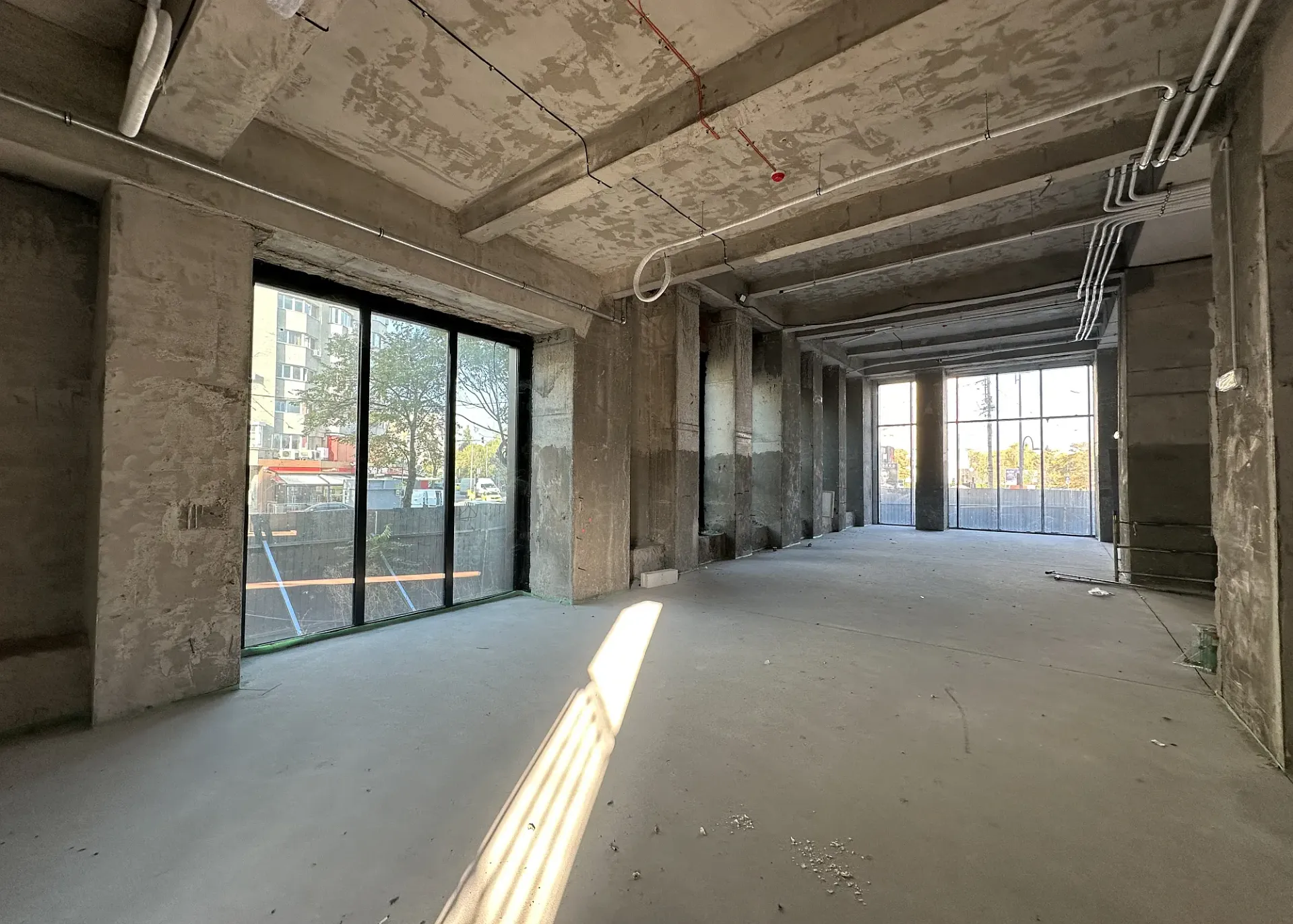 13 Septembrie 69-71 - poza receptie.webp