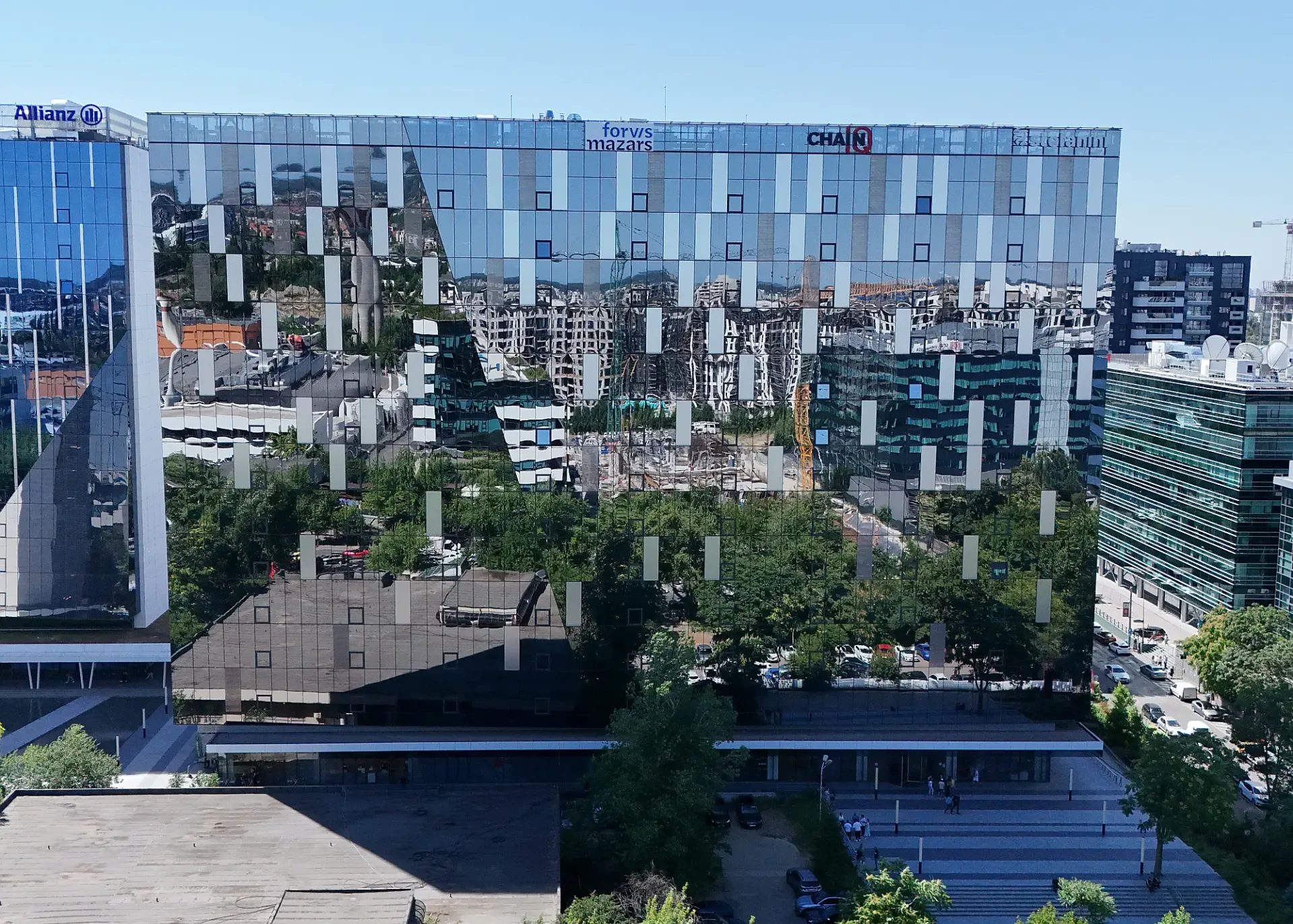 Globalworth Campus - poza drona 6.webp