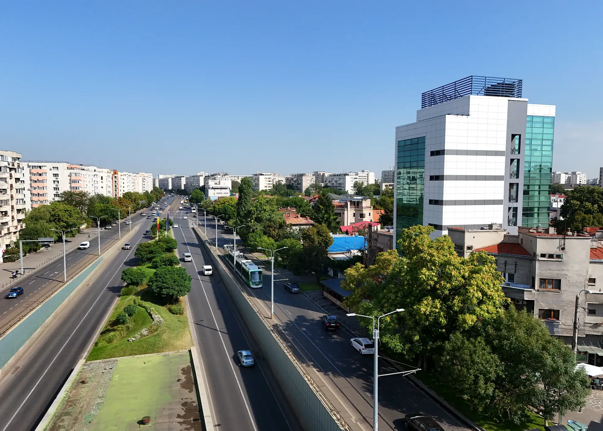 Mihai Bravu 215 - poza drona 4.webp