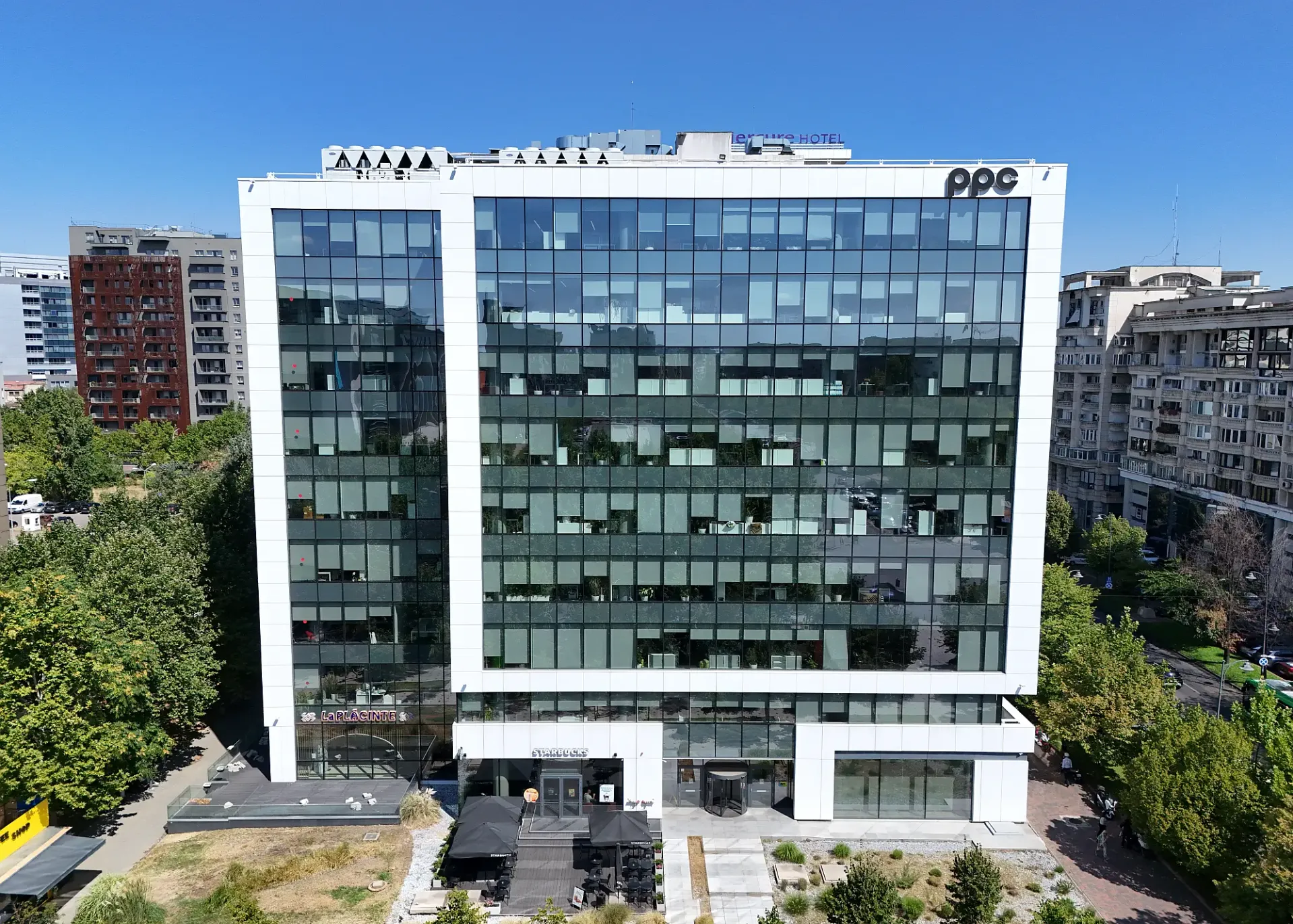 Day Tower - poza drona 3.webp