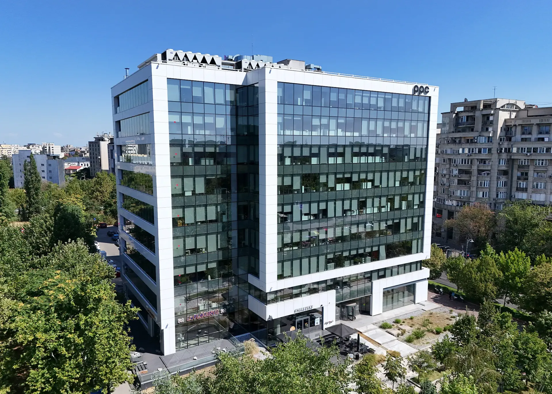 Day Tower - poza drona 4.webp