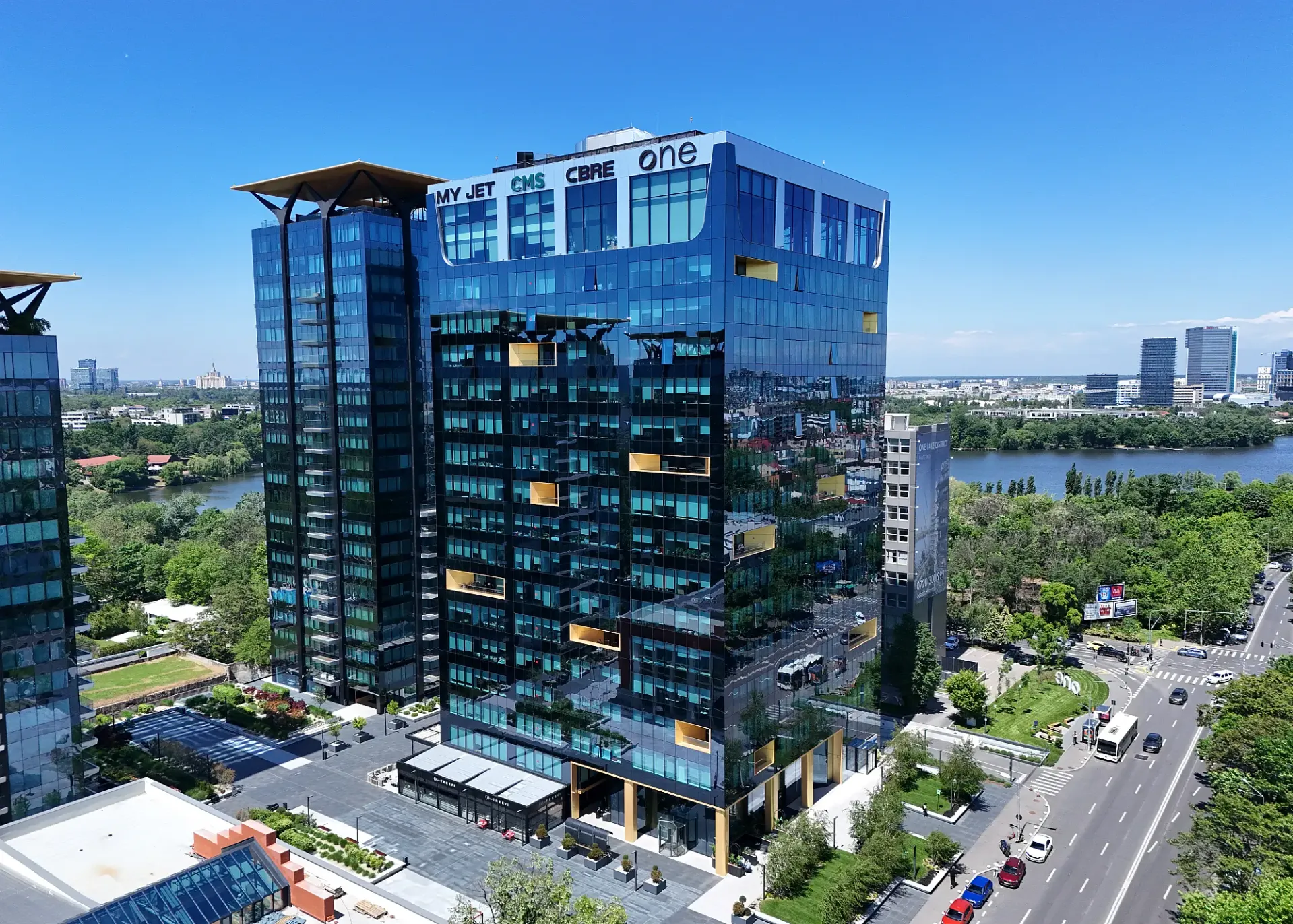 One Tower - poza drona (1).webp