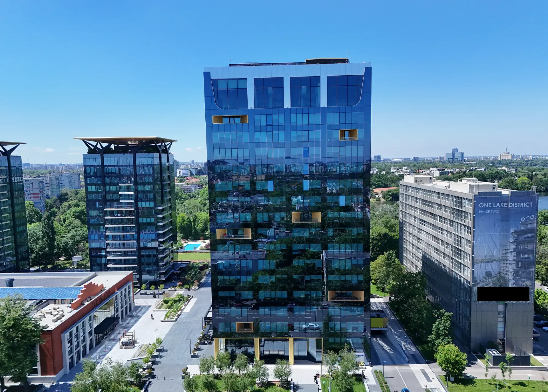 One Tower - poza drona (2).webp