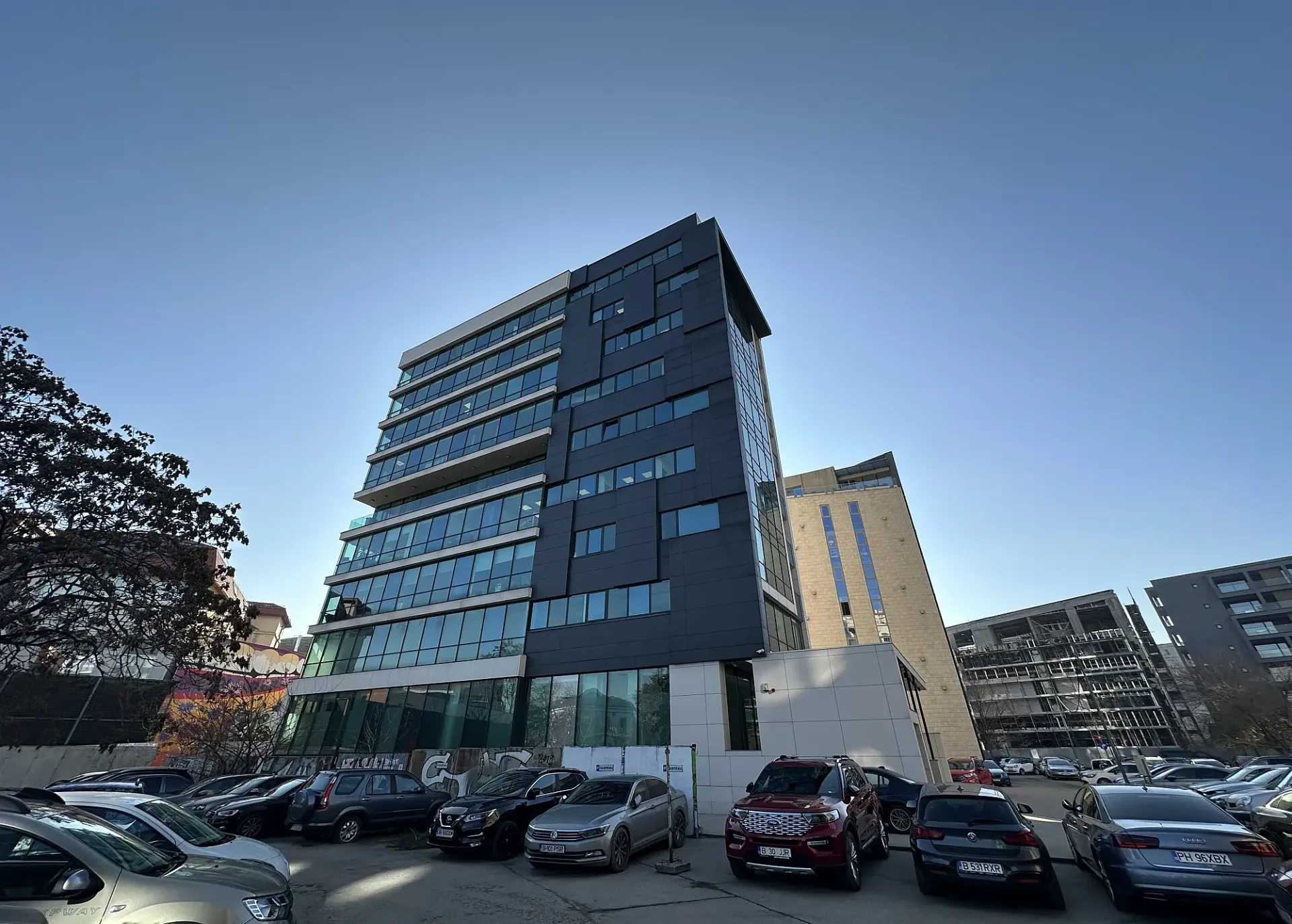 New Old Center - poza 4.webp