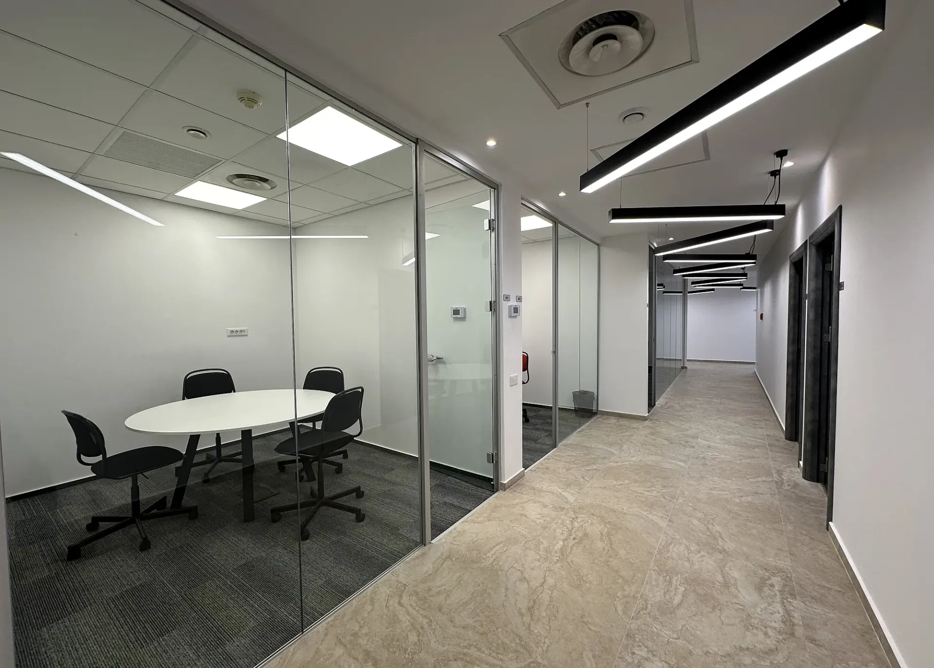 Nova Offices - poza 4.webp