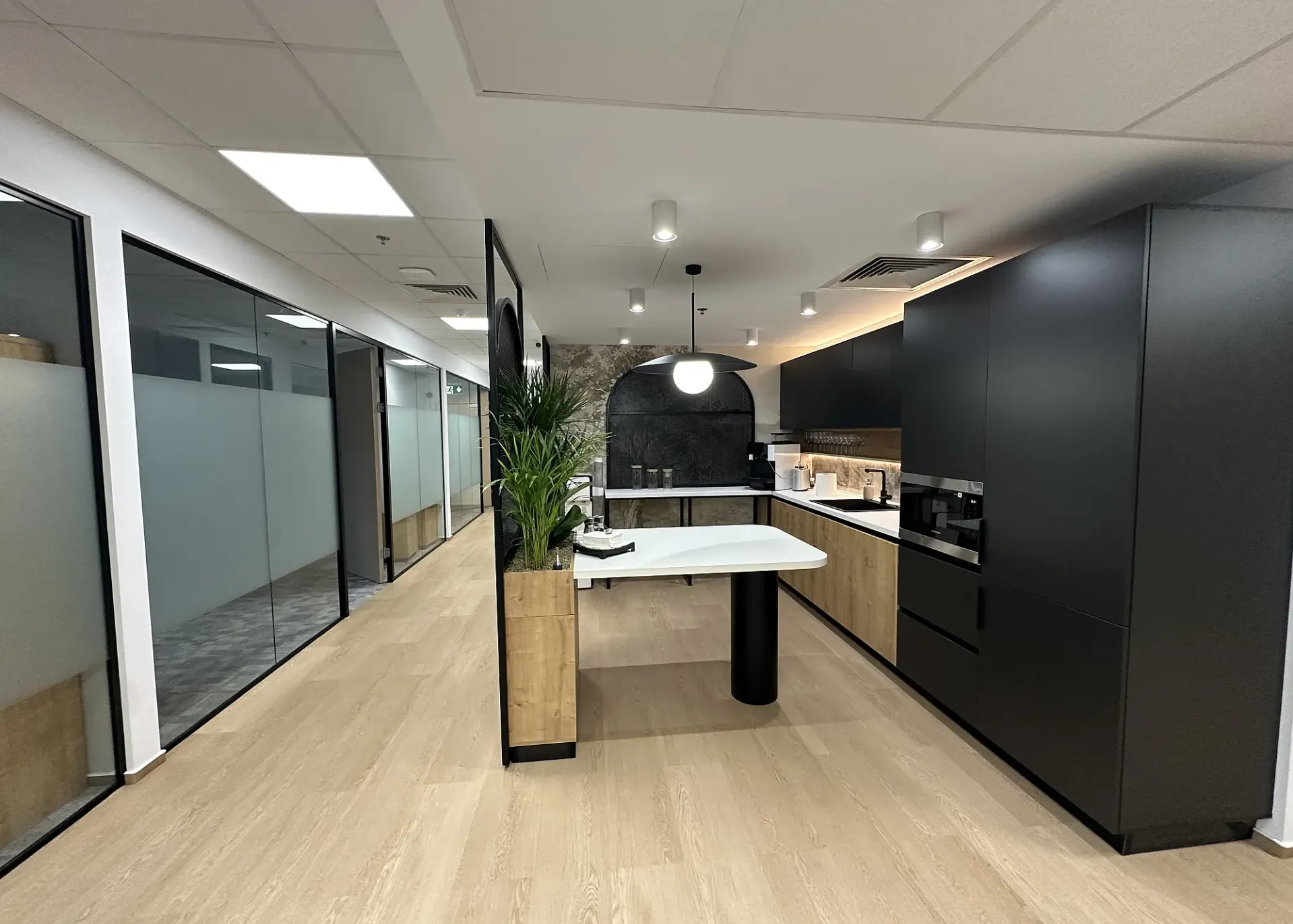 OmniOffice - poza (12).webp