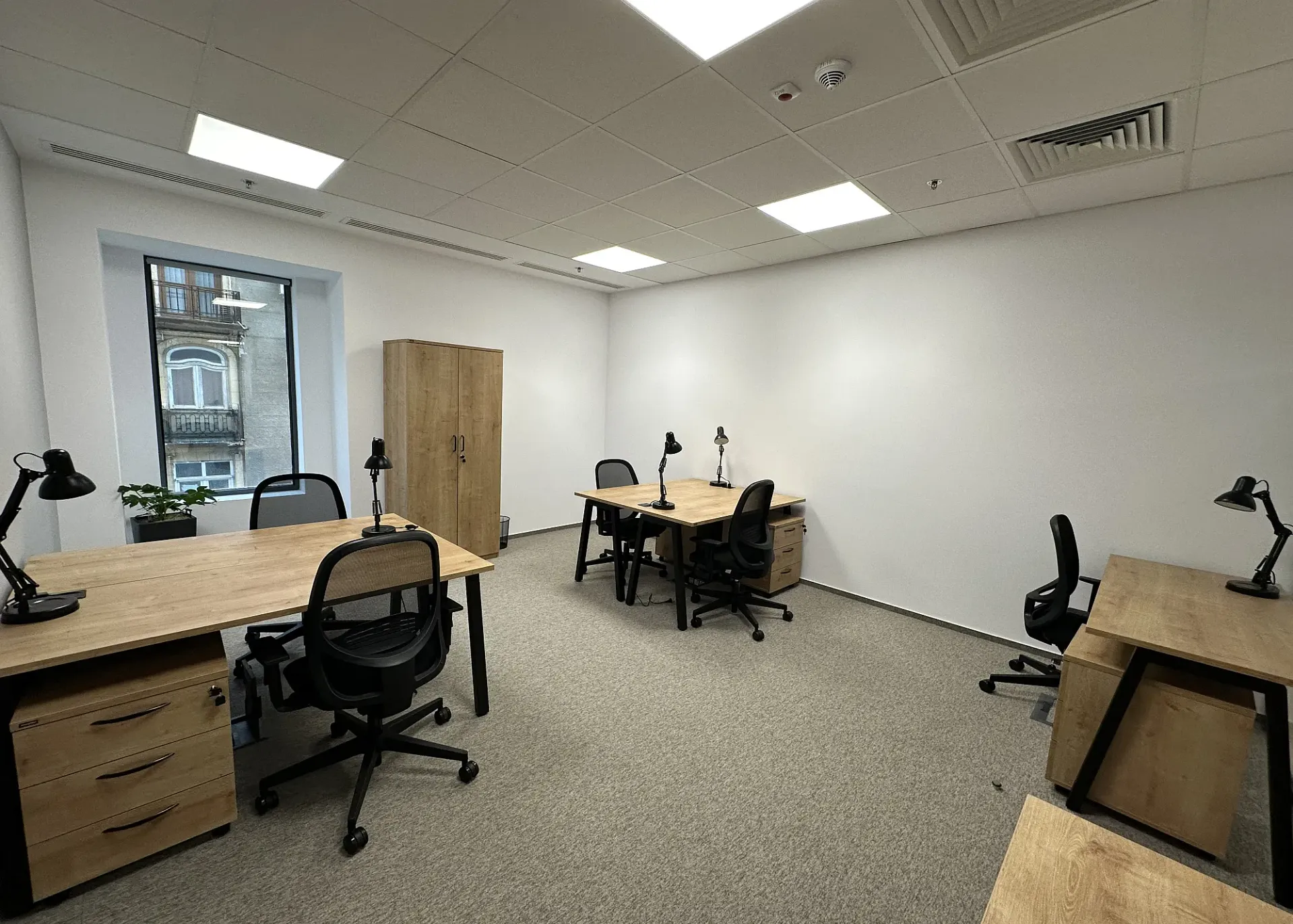 OmniOffice - poza (4).webp
