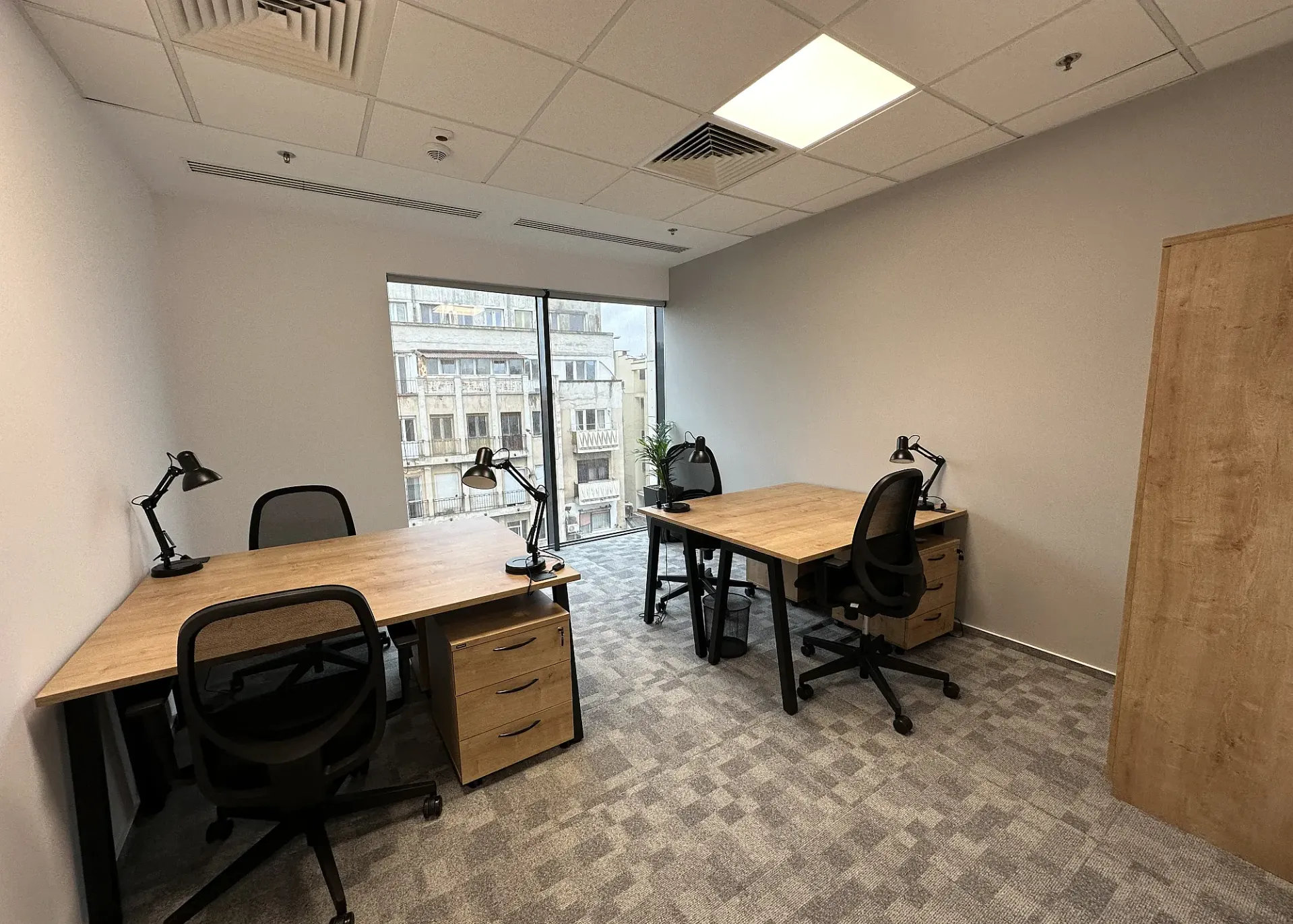 OmniOffice - poza (5).webp