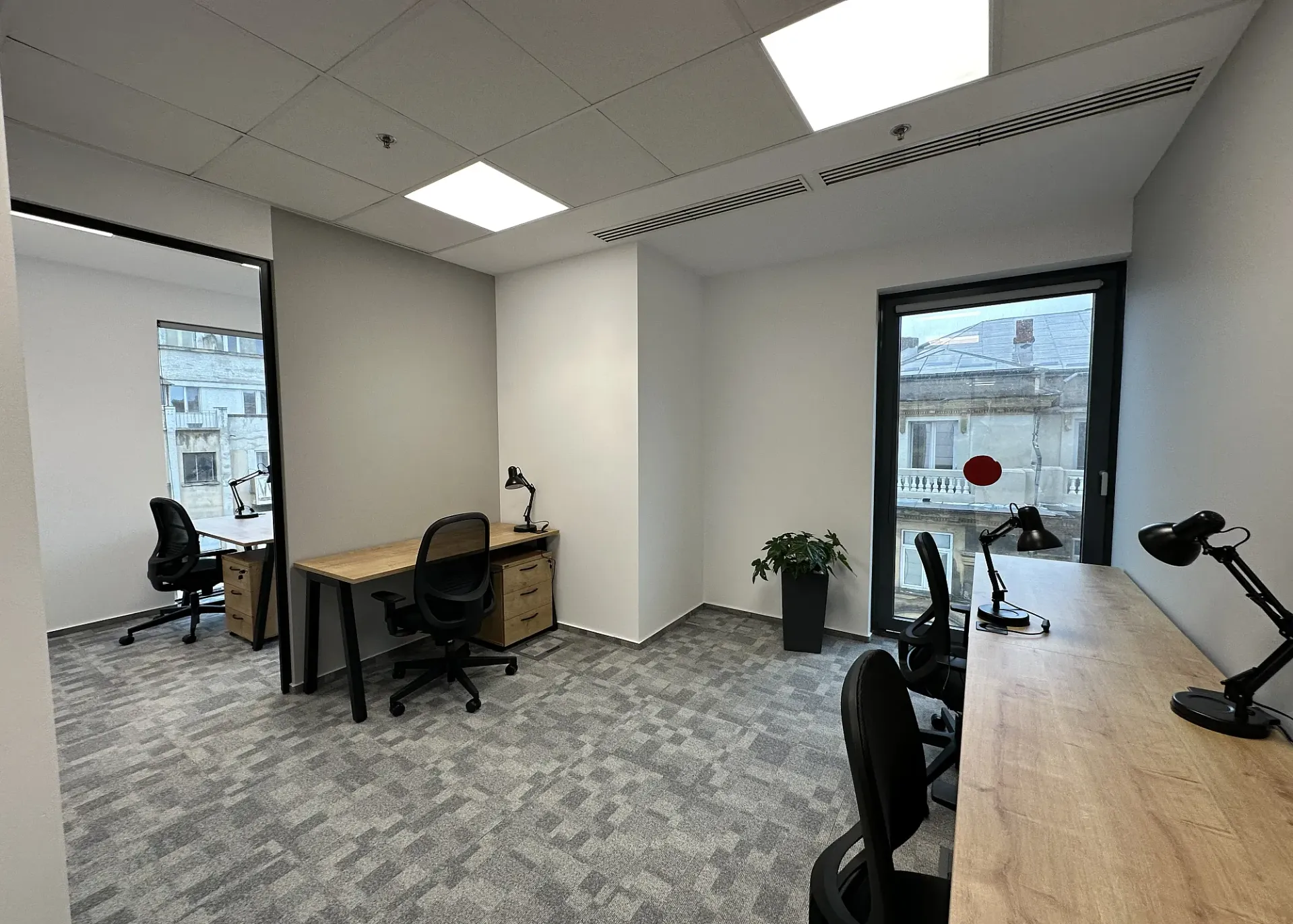 OmniOffice - poza (6).webp