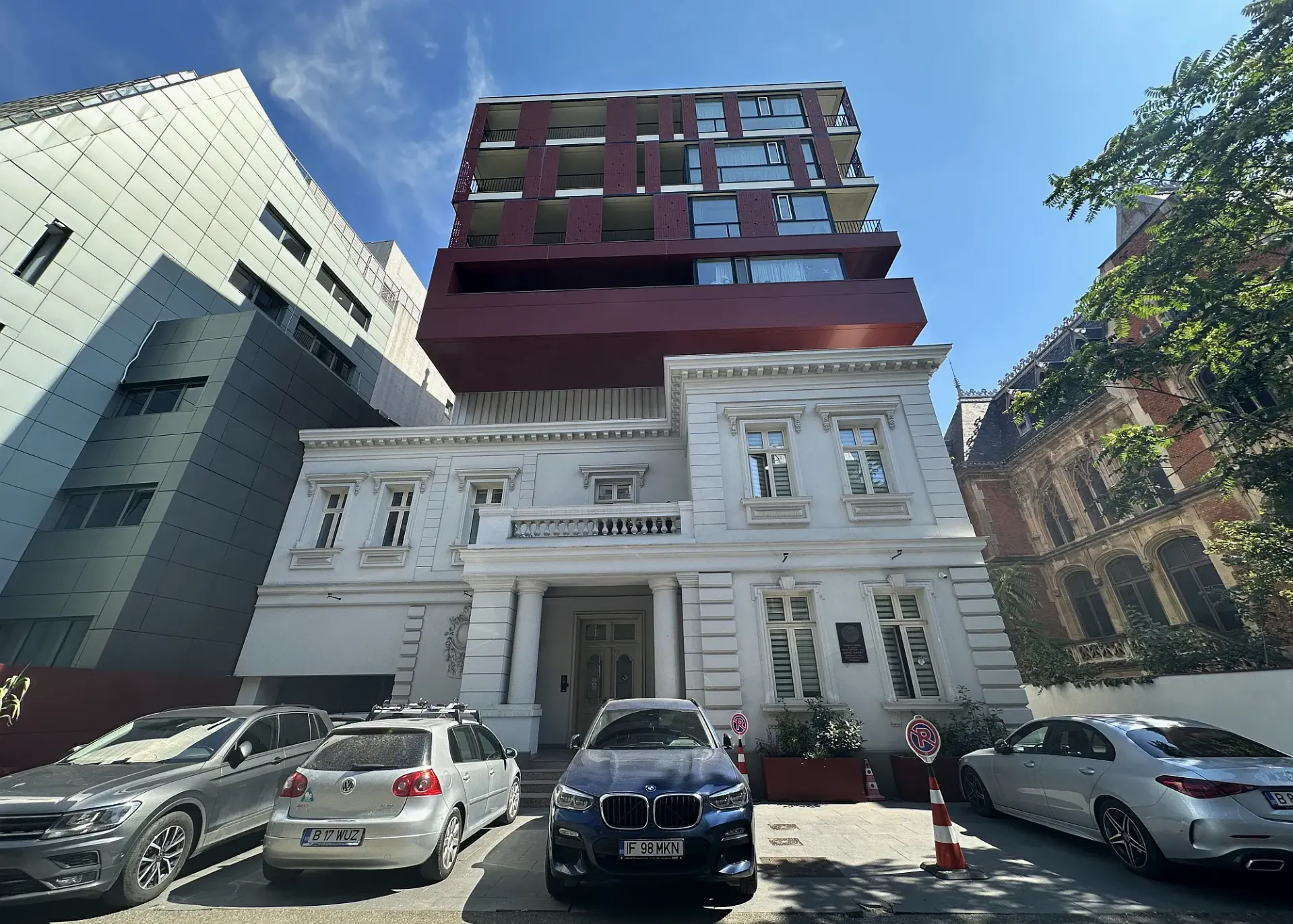 Parisian Views - poza 1.webp