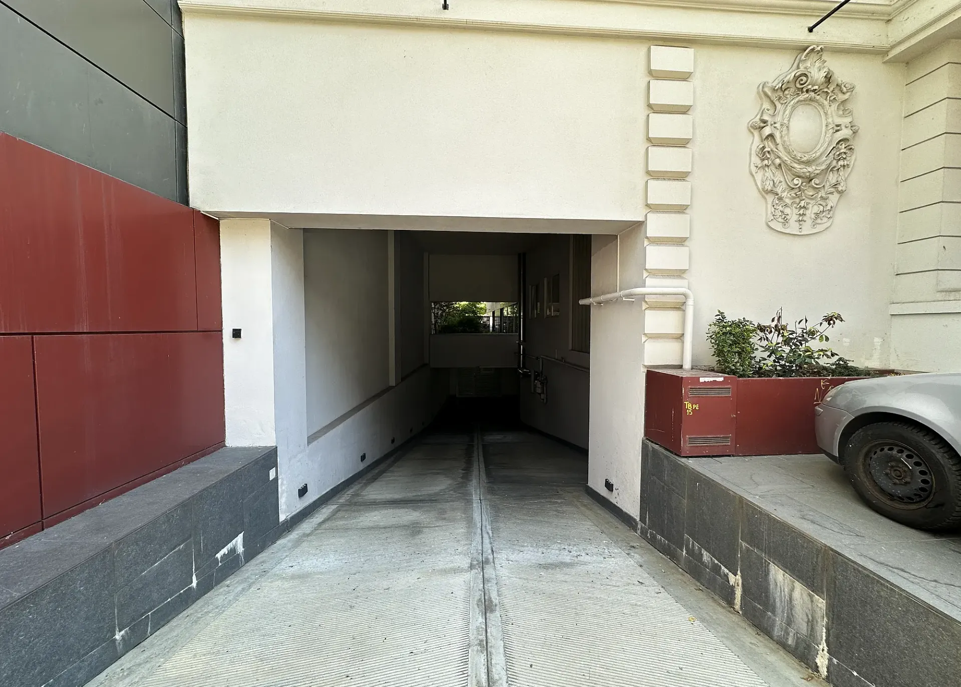 Parisian Views - poza 3.webp