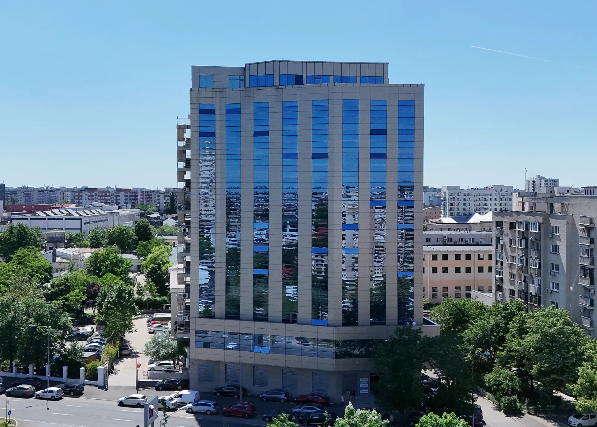 Tati Center - poza drona 2.webp