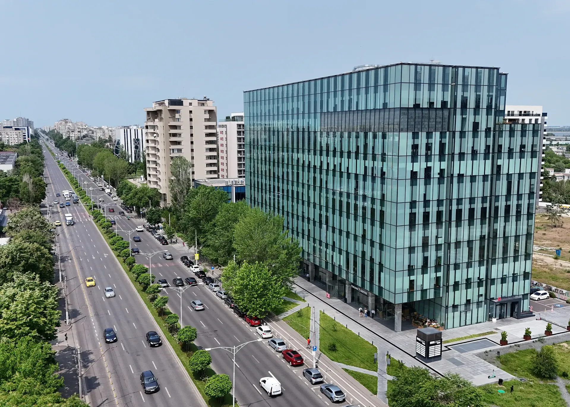 The Light - poza drona 4.webp