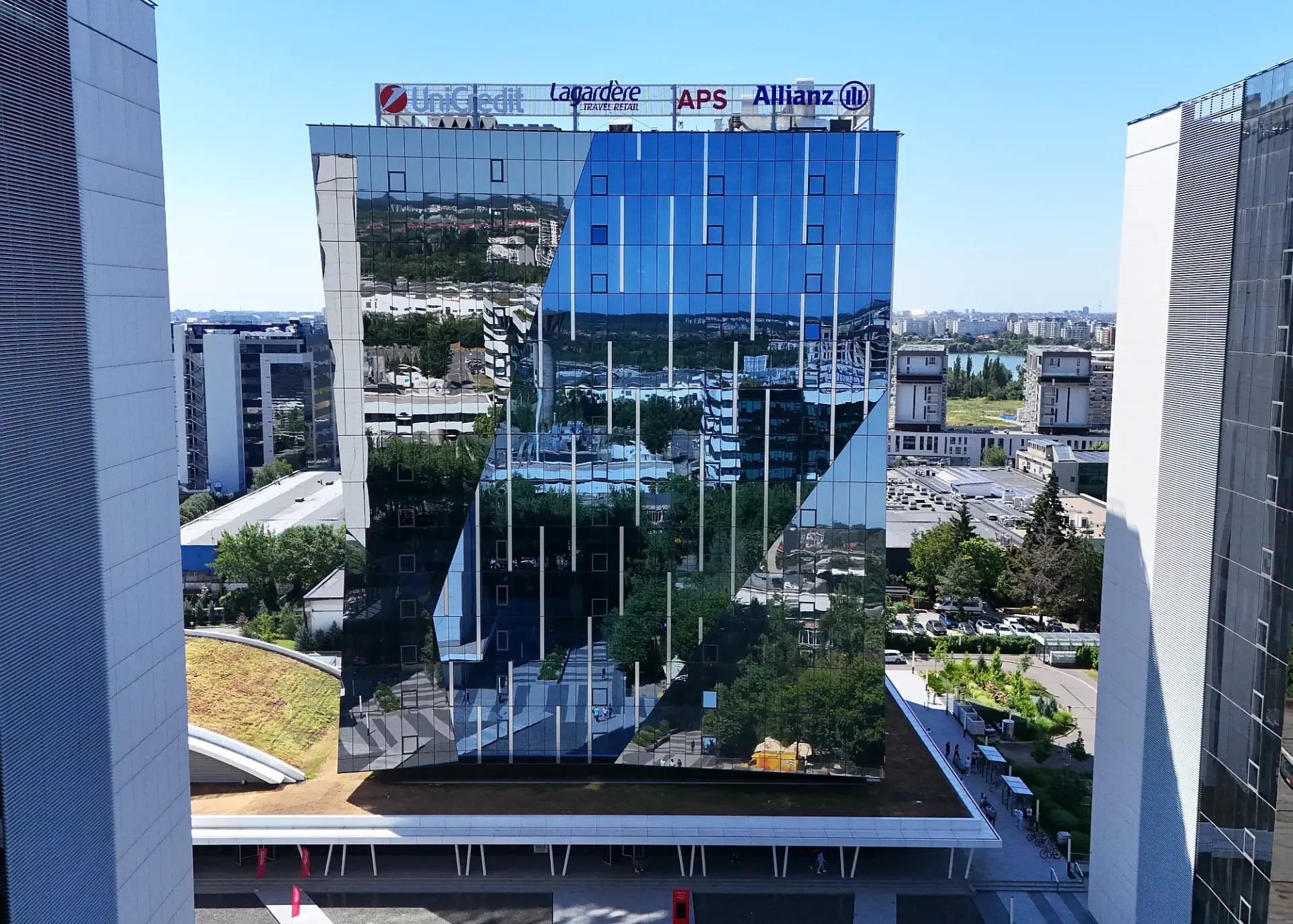 Globalworth Campus - poza drona 8.webp