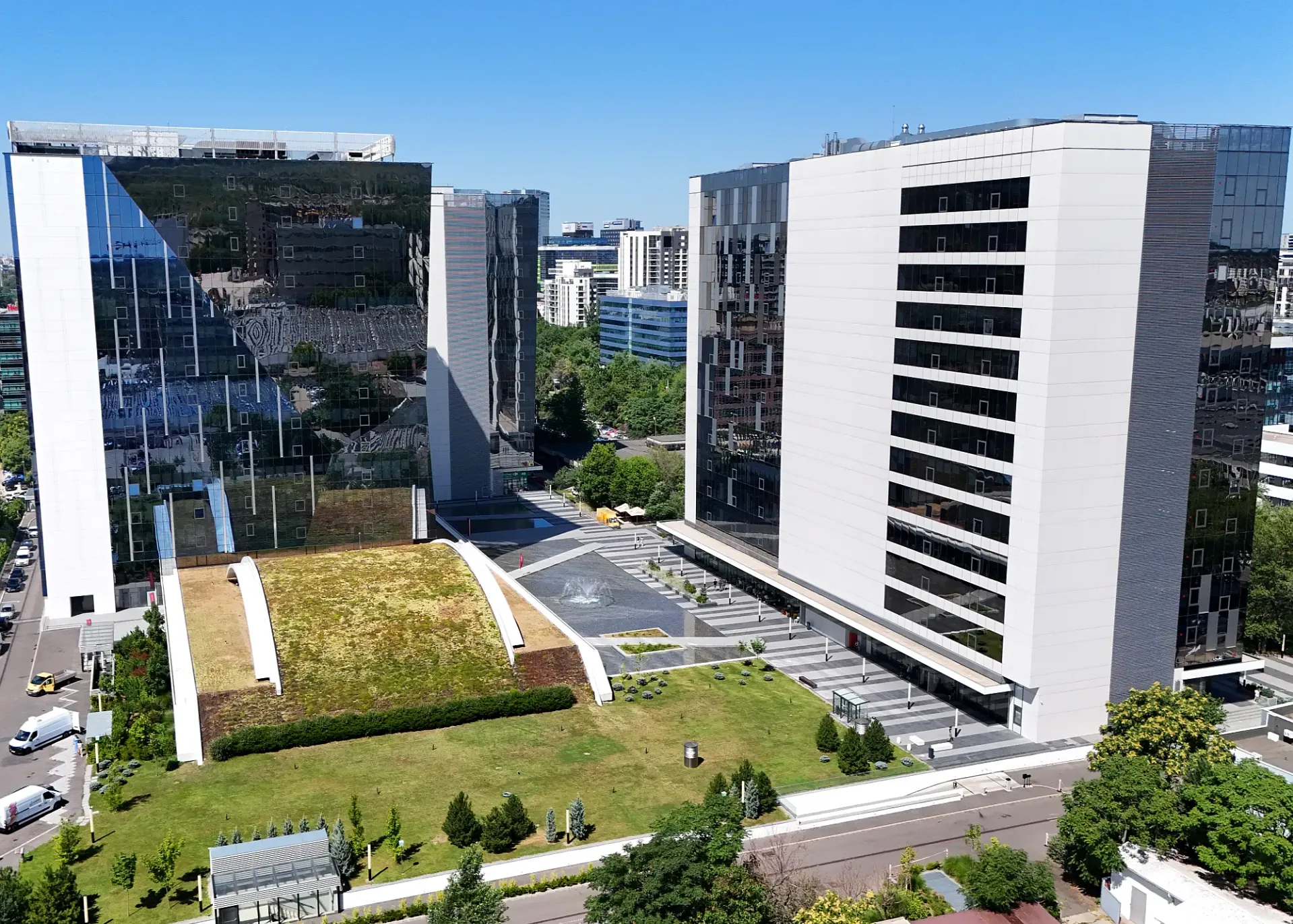 Globalworth Campus - poza drona 9.webp