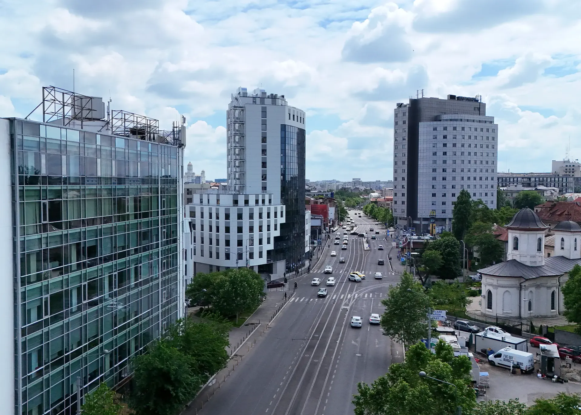 Suprafața construită și suprafața utilă în clădirile de birouri: explicații clare pentru chiriași