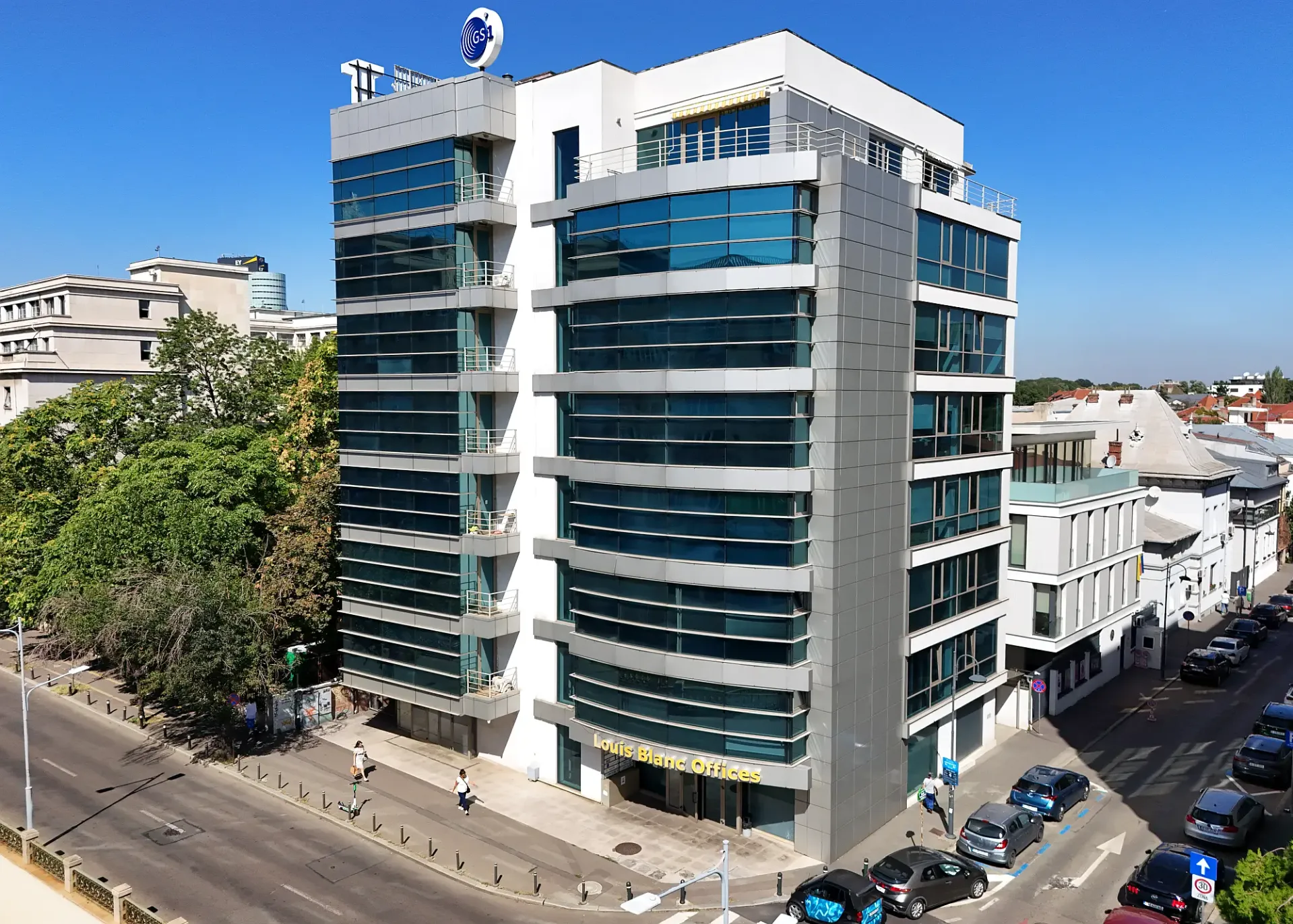 Louis Blanc Offices - poza drona 2.webp