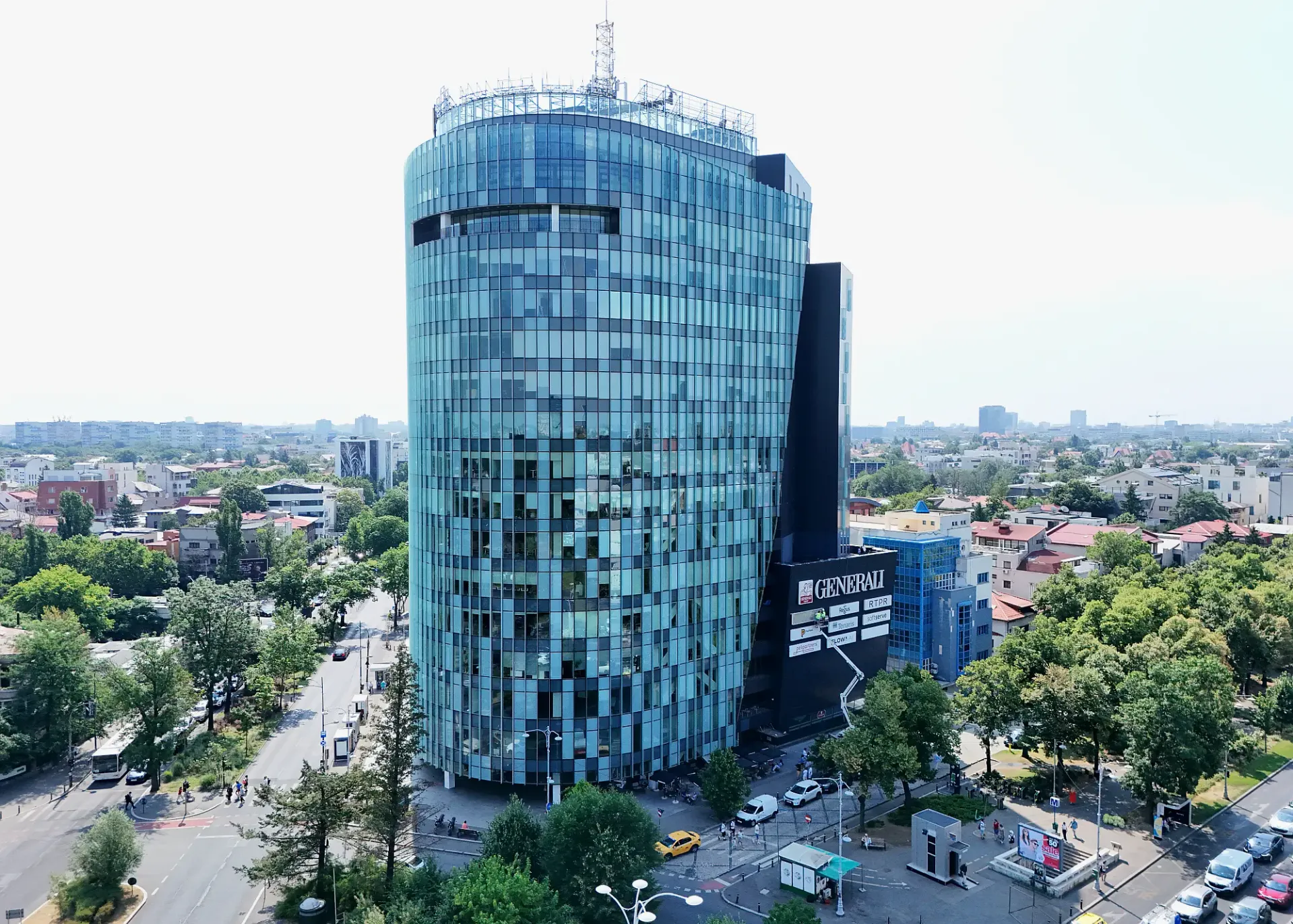 CDG Plaza - poza drona 2.webp