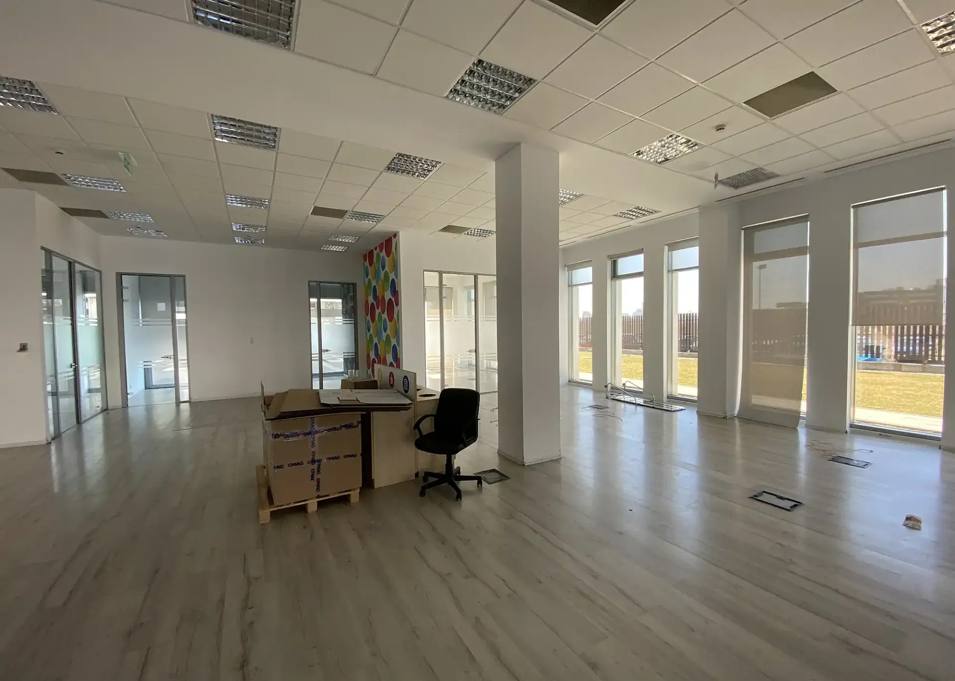 Swan - Kingston - parter - 870m2 - interior (1).webp