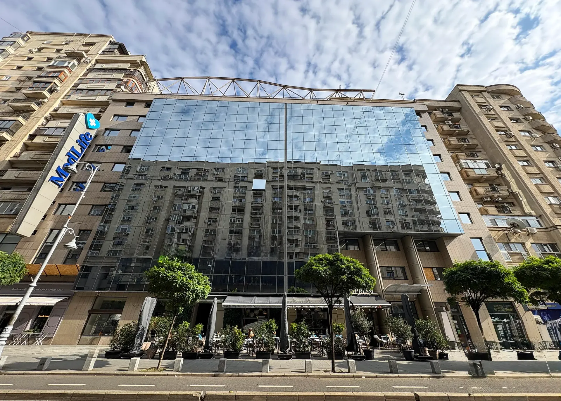 Victoriei 222 - poza 1.1.webp